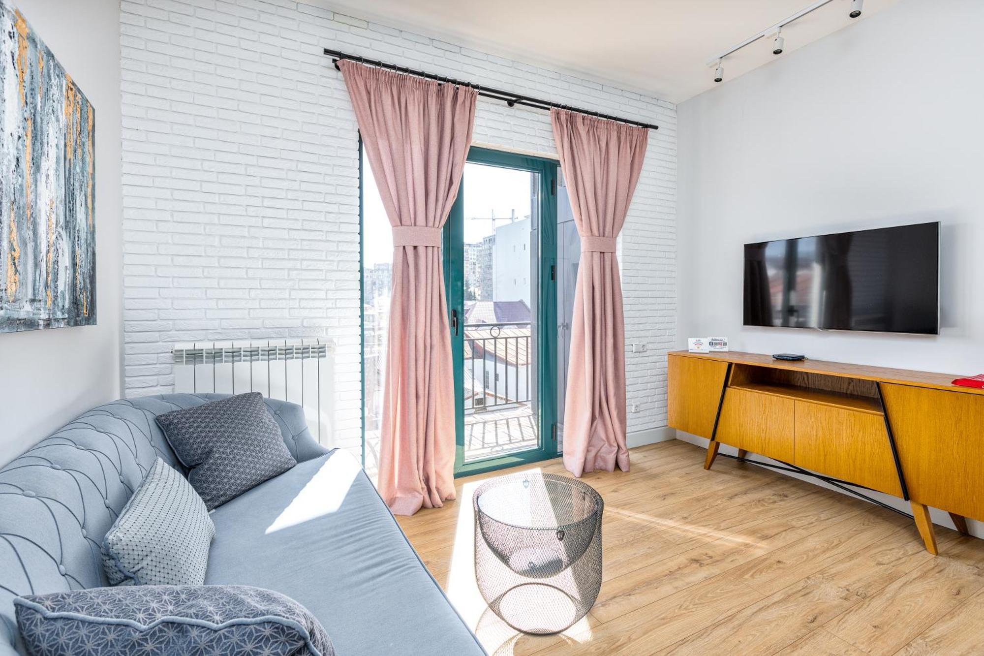 Hcg Art'Muse Apartment บาทูมิ ภายนอก รูปภาพ